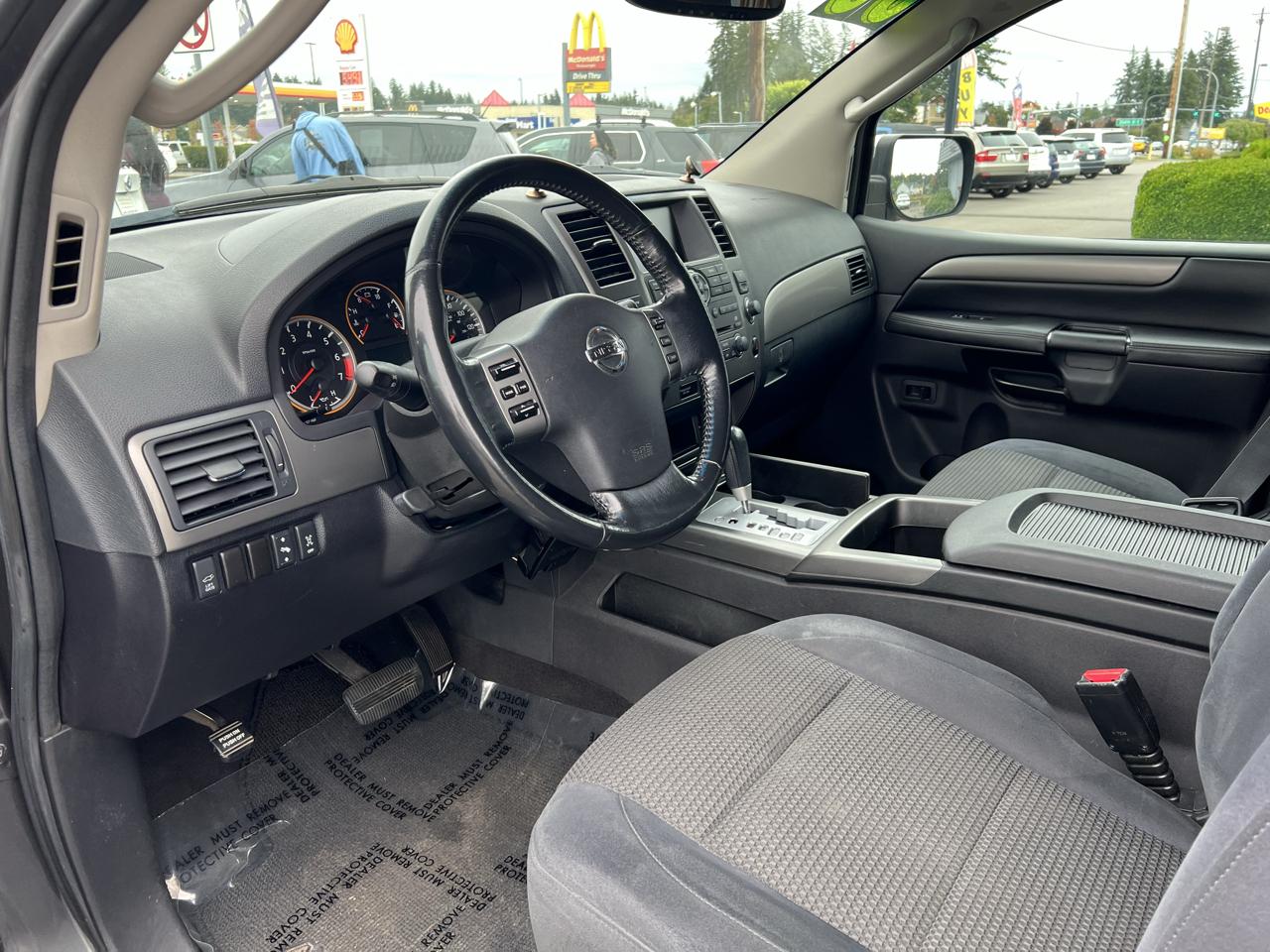 Nissan Armada 4WD 4dr SE 2008