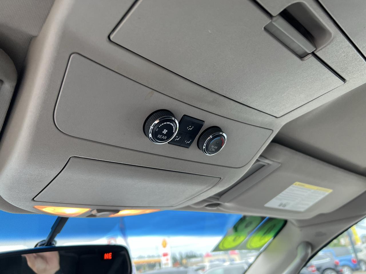 Nissan Armada 4WD 4dr SE 2008