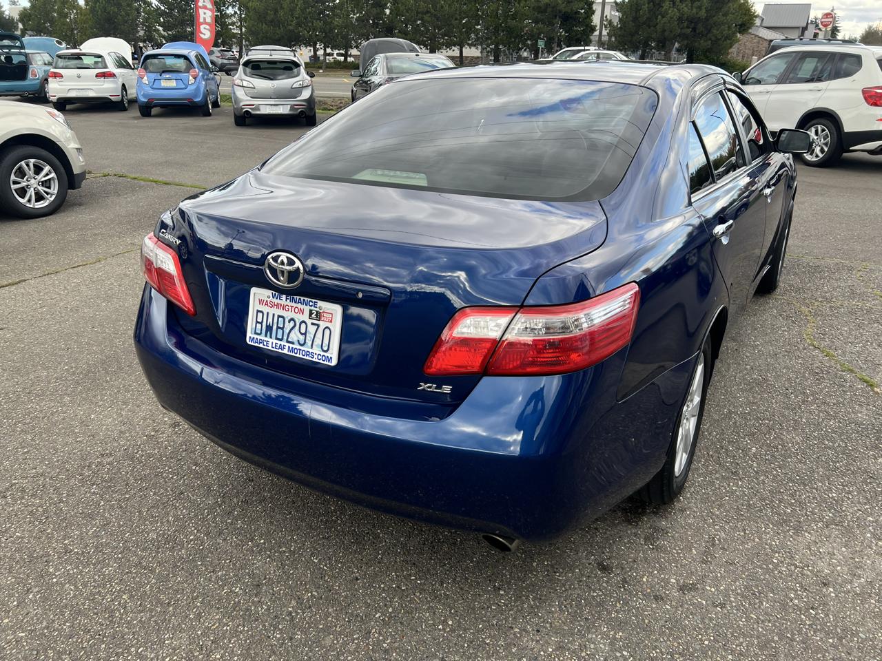 Toyota Camry photo 10