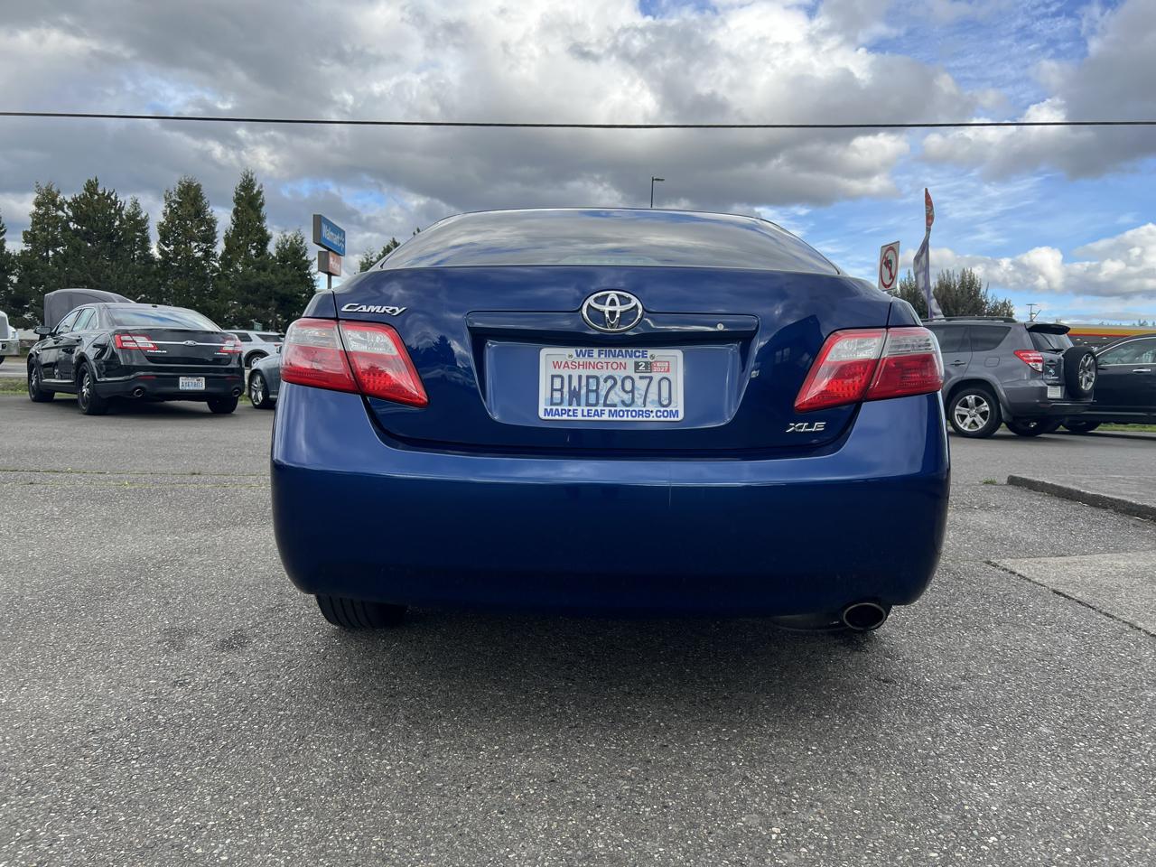 Toyota Camry photo 12