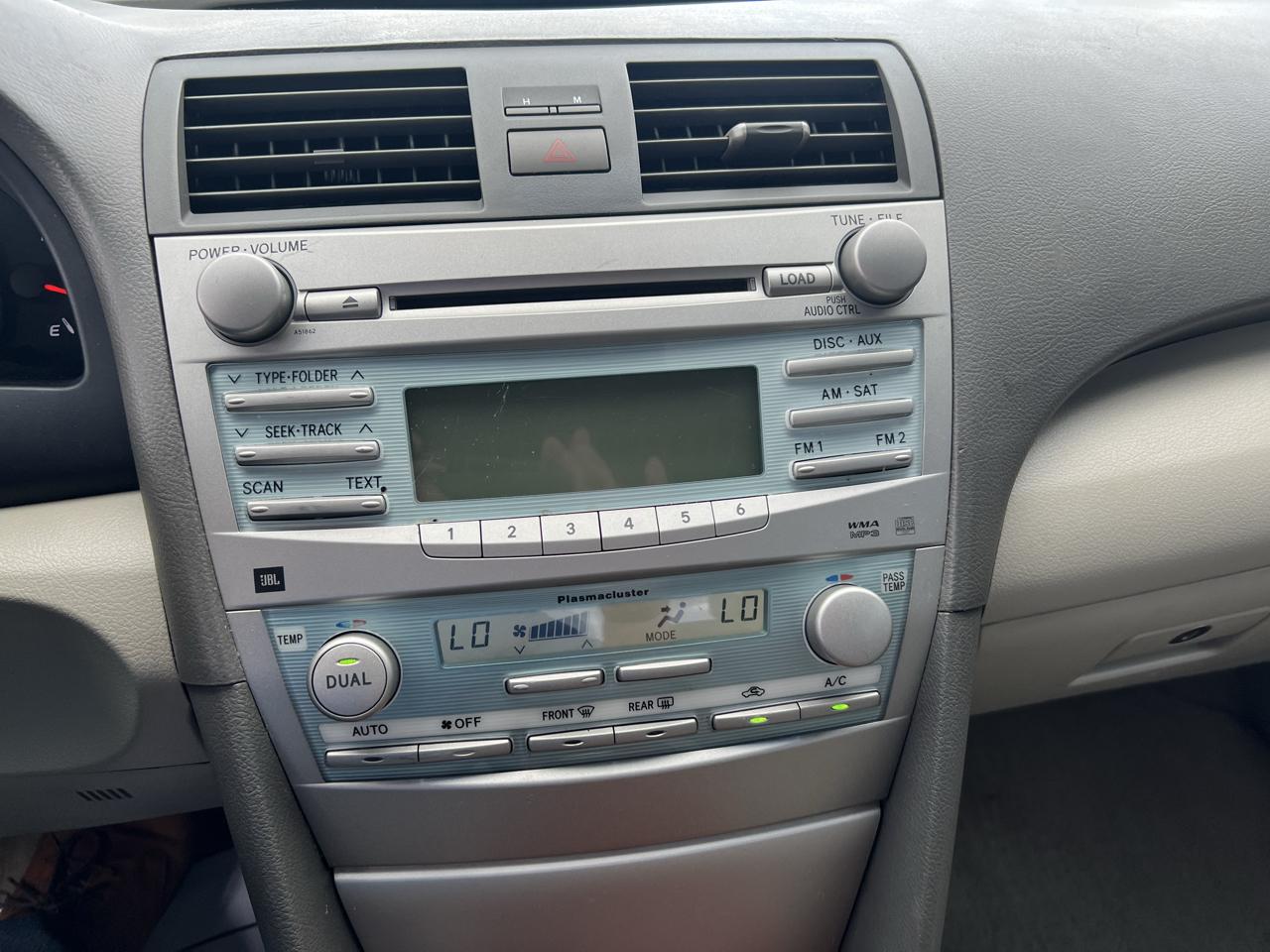 Toyota Camry photo 32