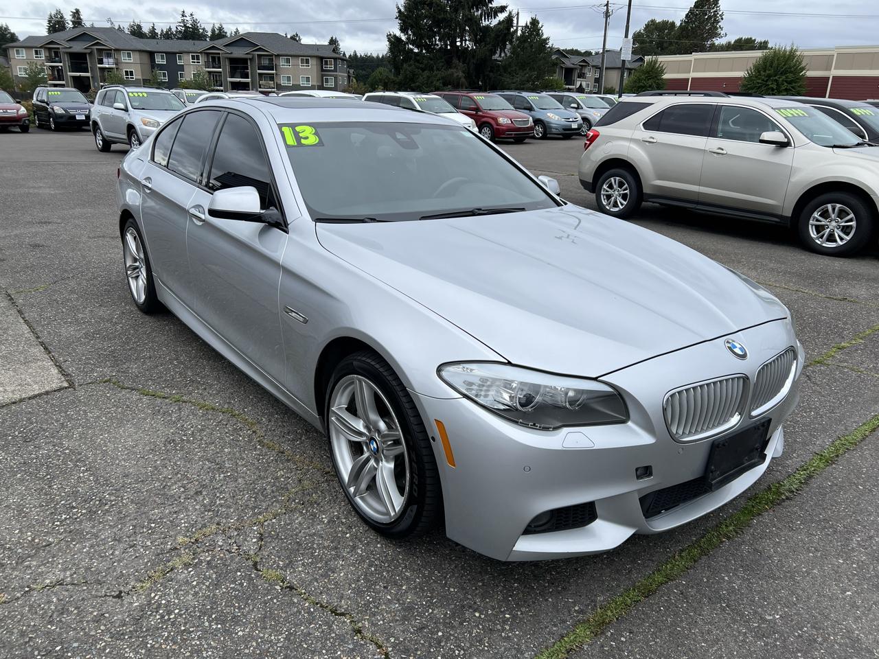 BMW 5 Series photo 4