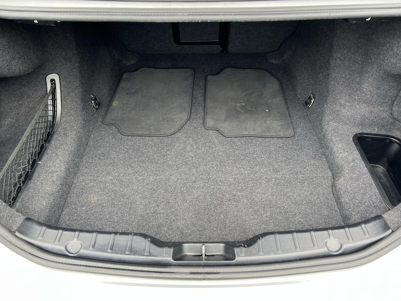 BMW 5 Series photo 23
