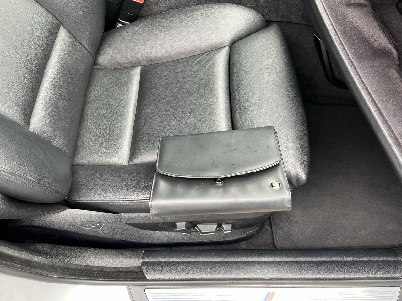 BMW 5 Series photo 28