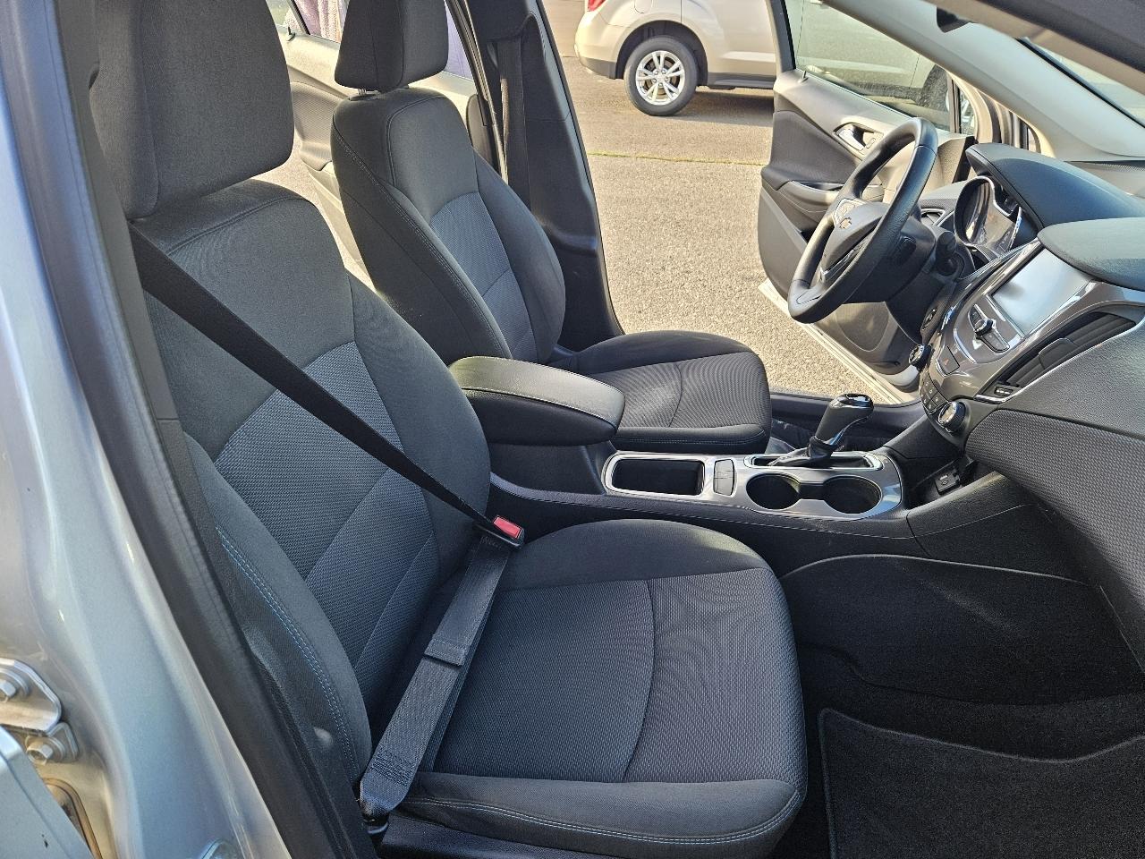 Chevrolet Cruze 4dr Sdn 1.4L LT w/1SD 2018