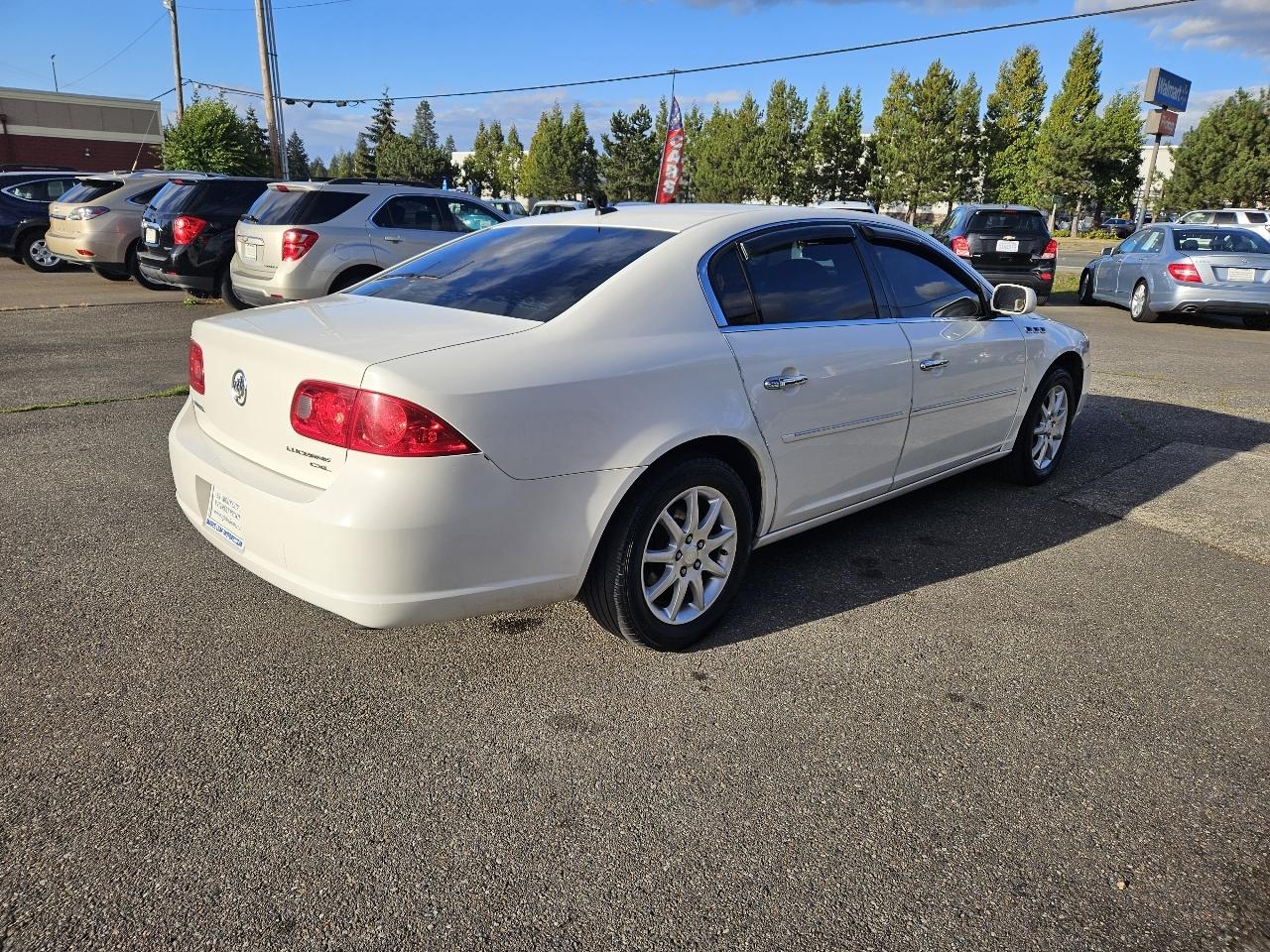 Buick Lucerne 4dr Sdn V6 CXL 2008