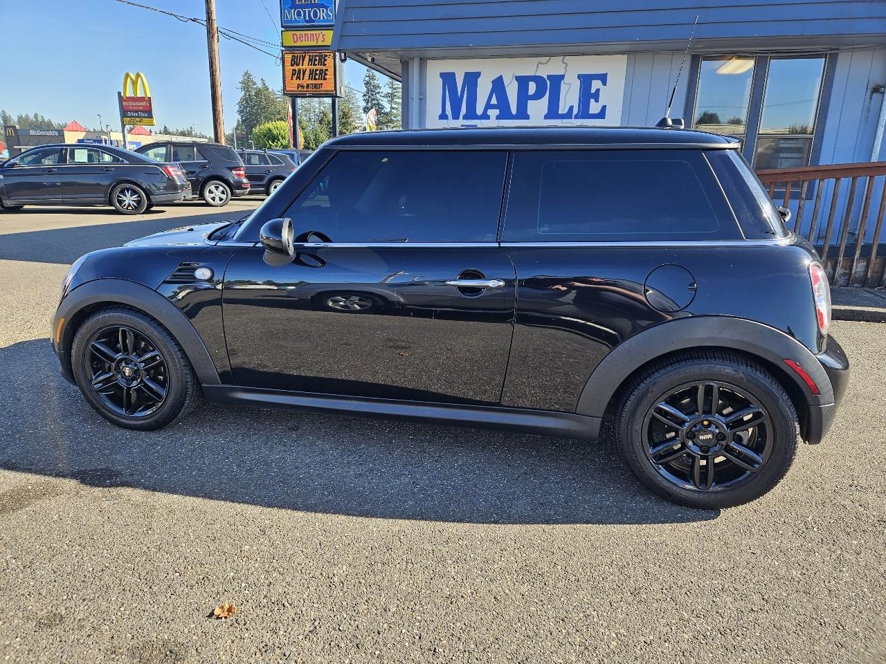 MINI Cooper Hardtop 2dr Cpe 2013