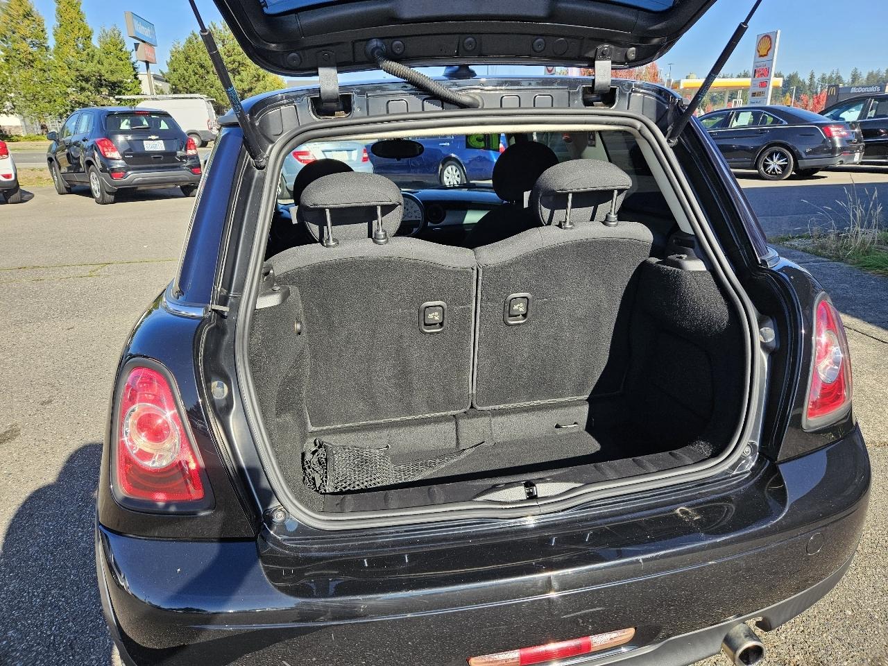 MINI Cooper Hardtop 2dr Cpe 2013