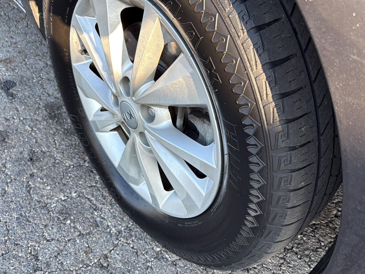 Kia Sedona 4dr Wgn LX 2016 Kia Sedona 4dr Wgn LX 2016