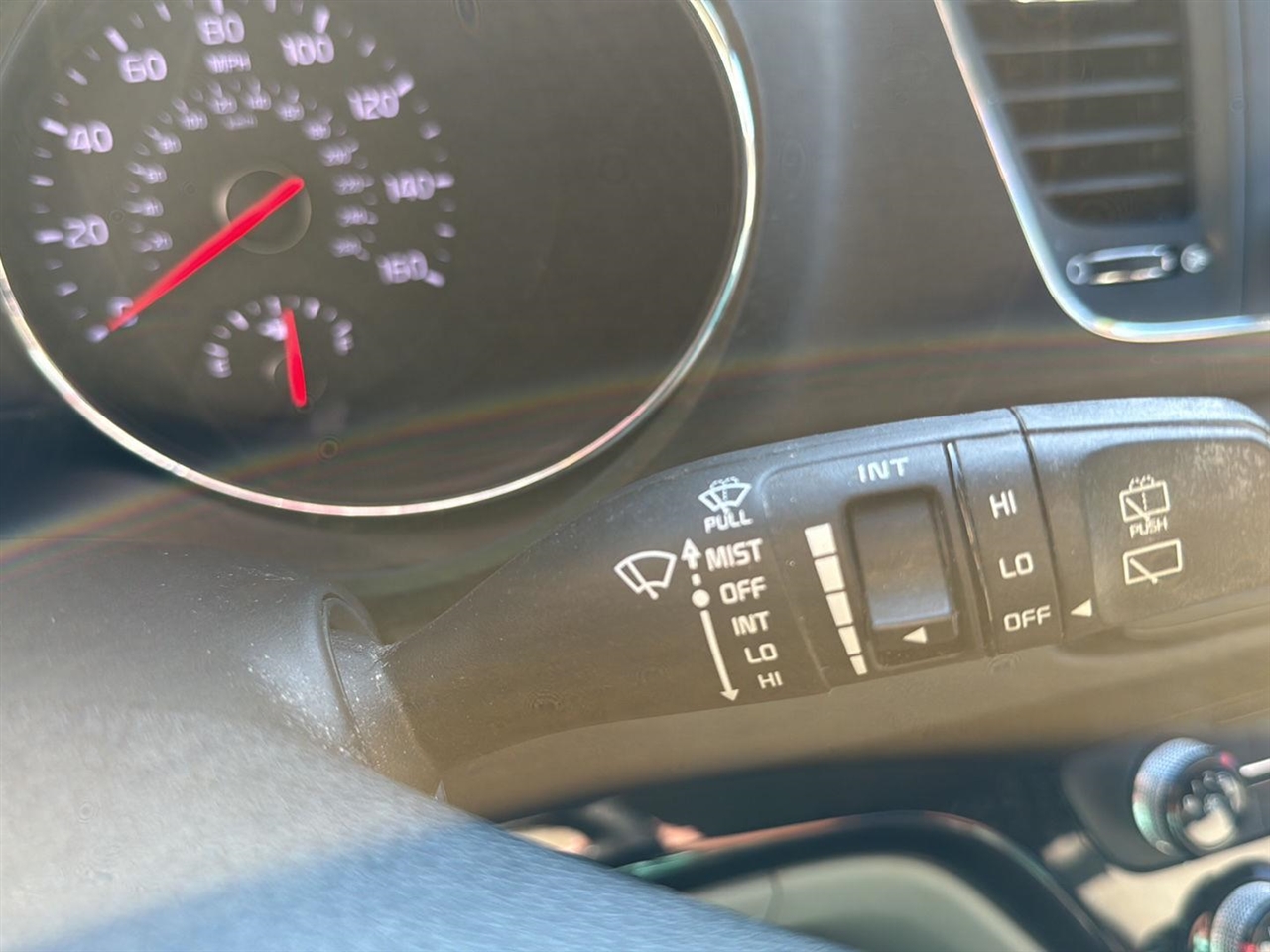 Kia Sedona 4dr Wgn LX 2016 Kia Sedona 4dr Wgn LX 2016