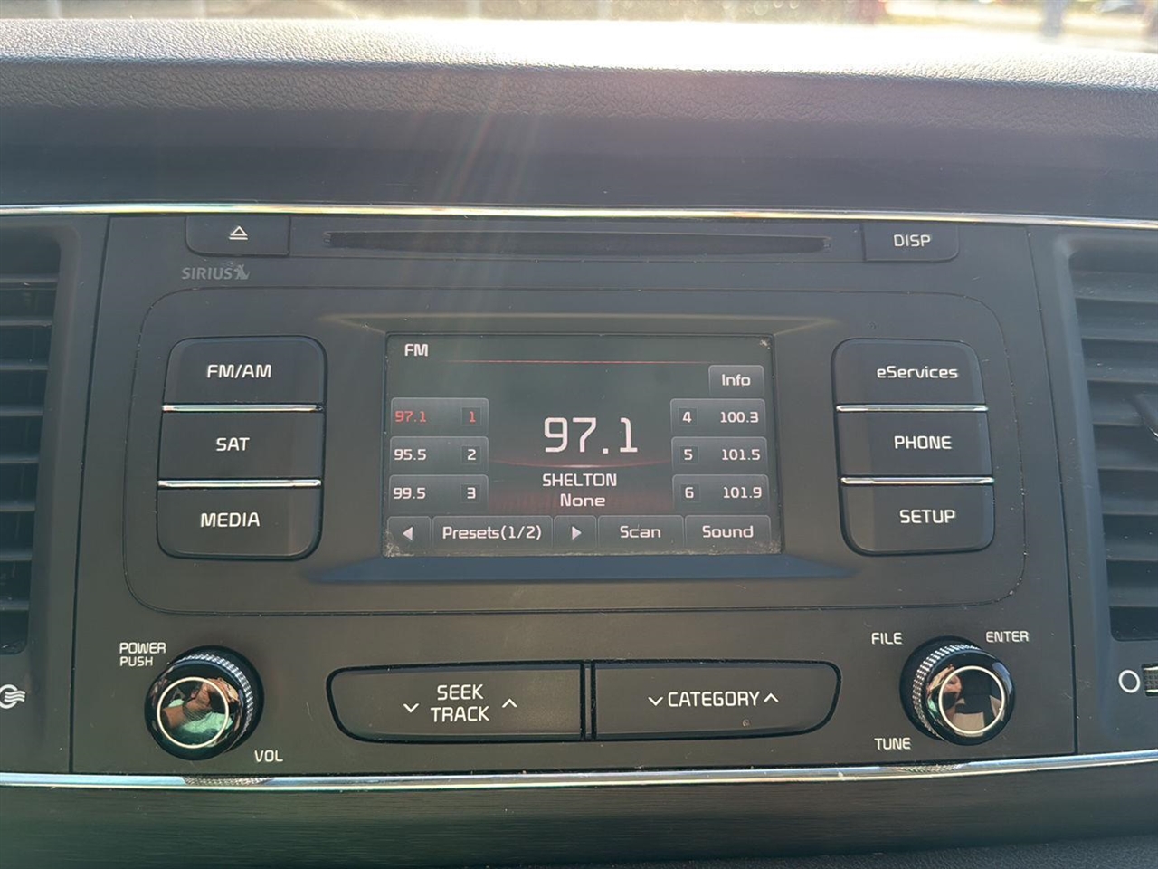 Kia Sedona 4dr Wgn LX 2016 Kia Sedona 4dr Wgn LX 2016