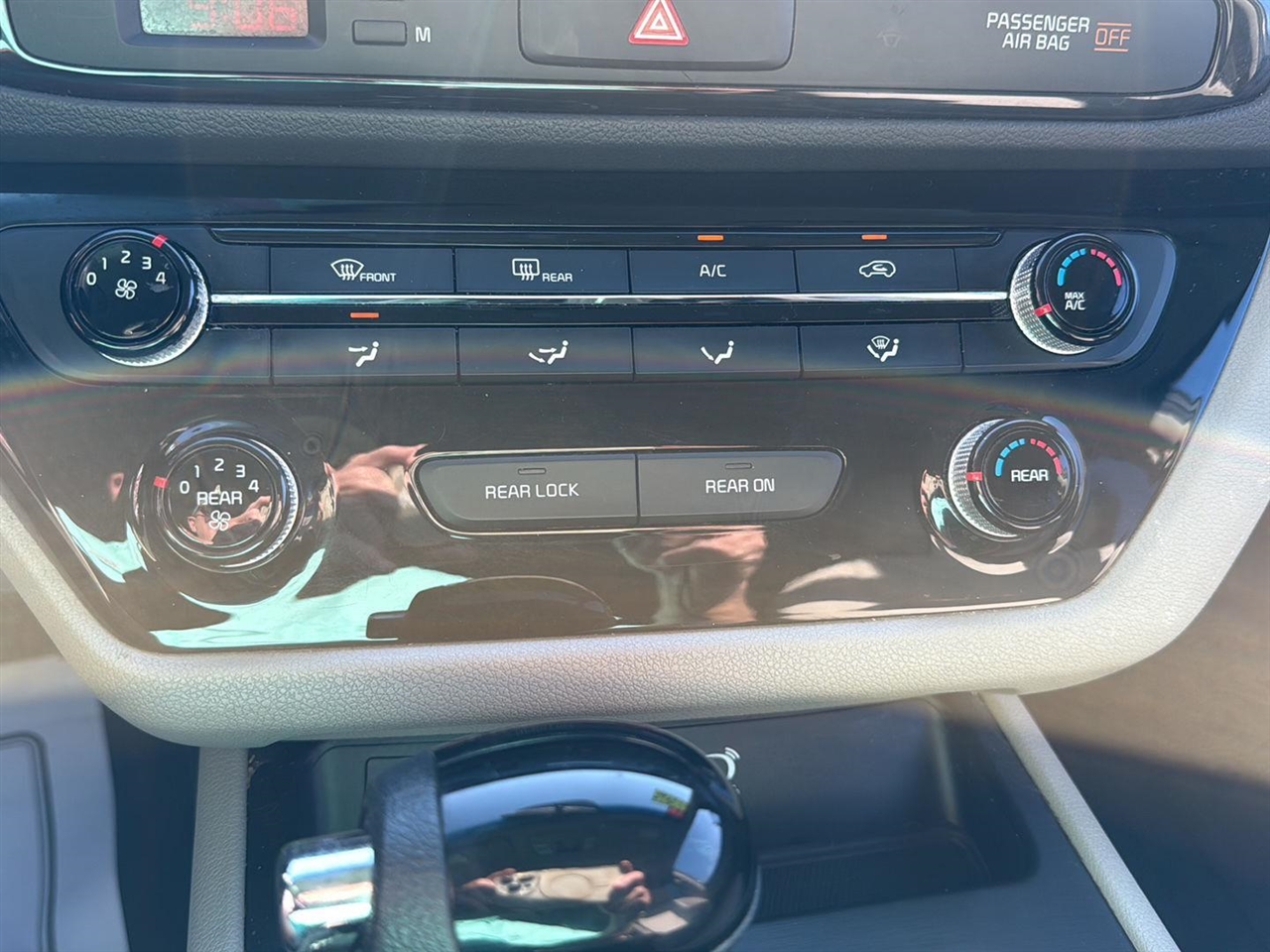 Kia Sedona 4dr Wgn LX 2016 Kia Sedona 4dr Wgn LX 2016