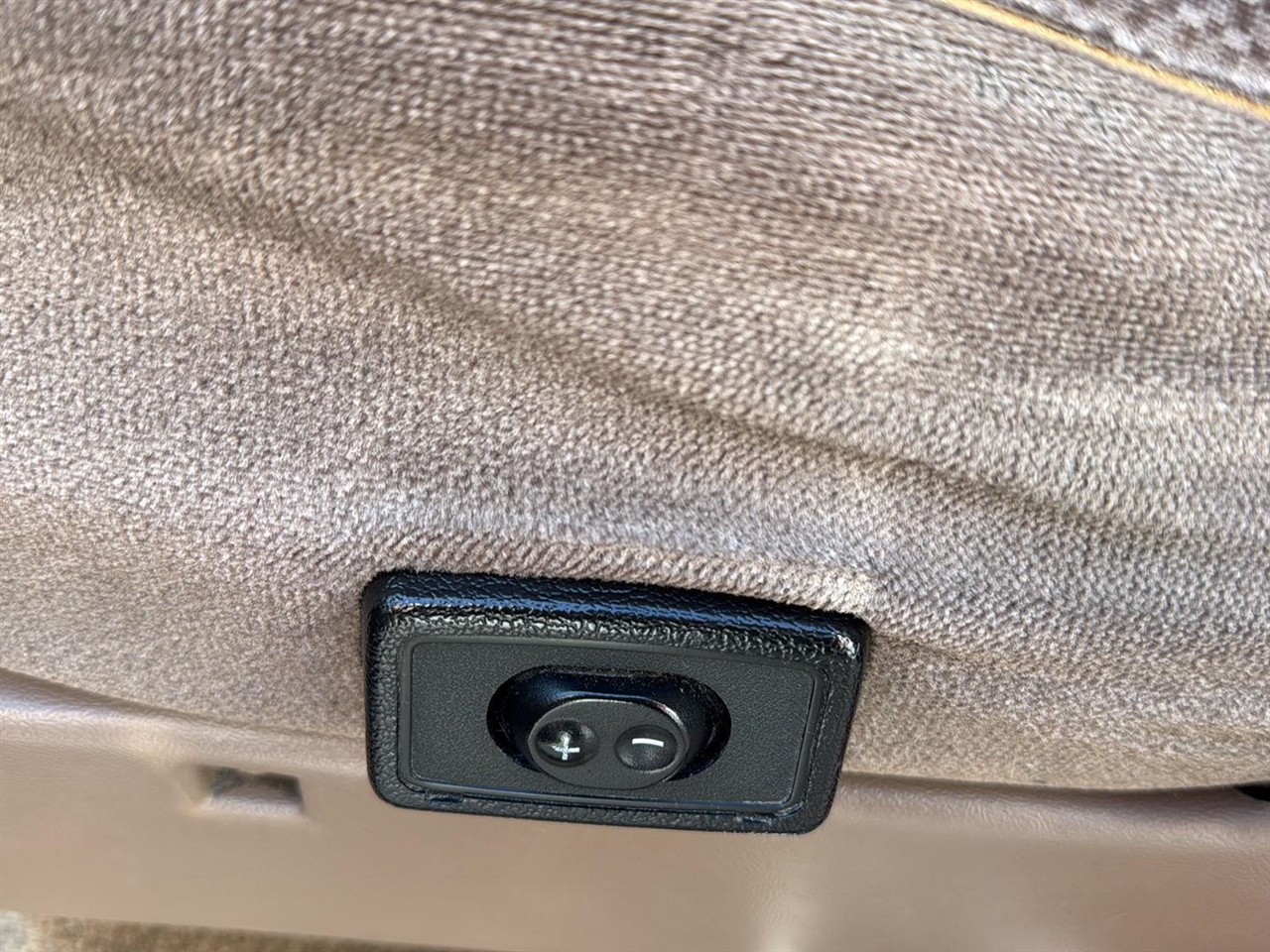 Ford Bronco 105" WB XL 1996