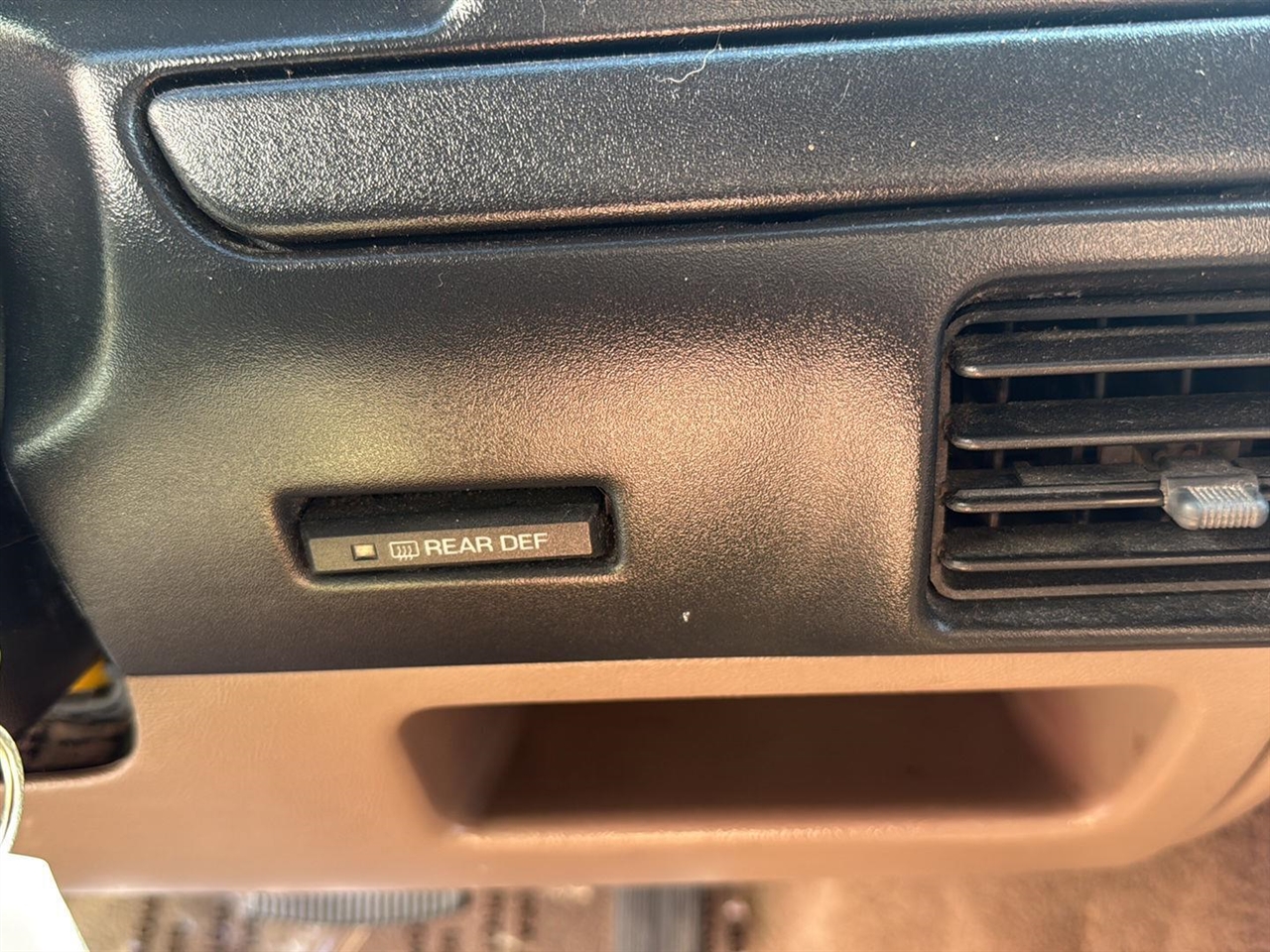 Ford Bronco 105" WB XL 1996