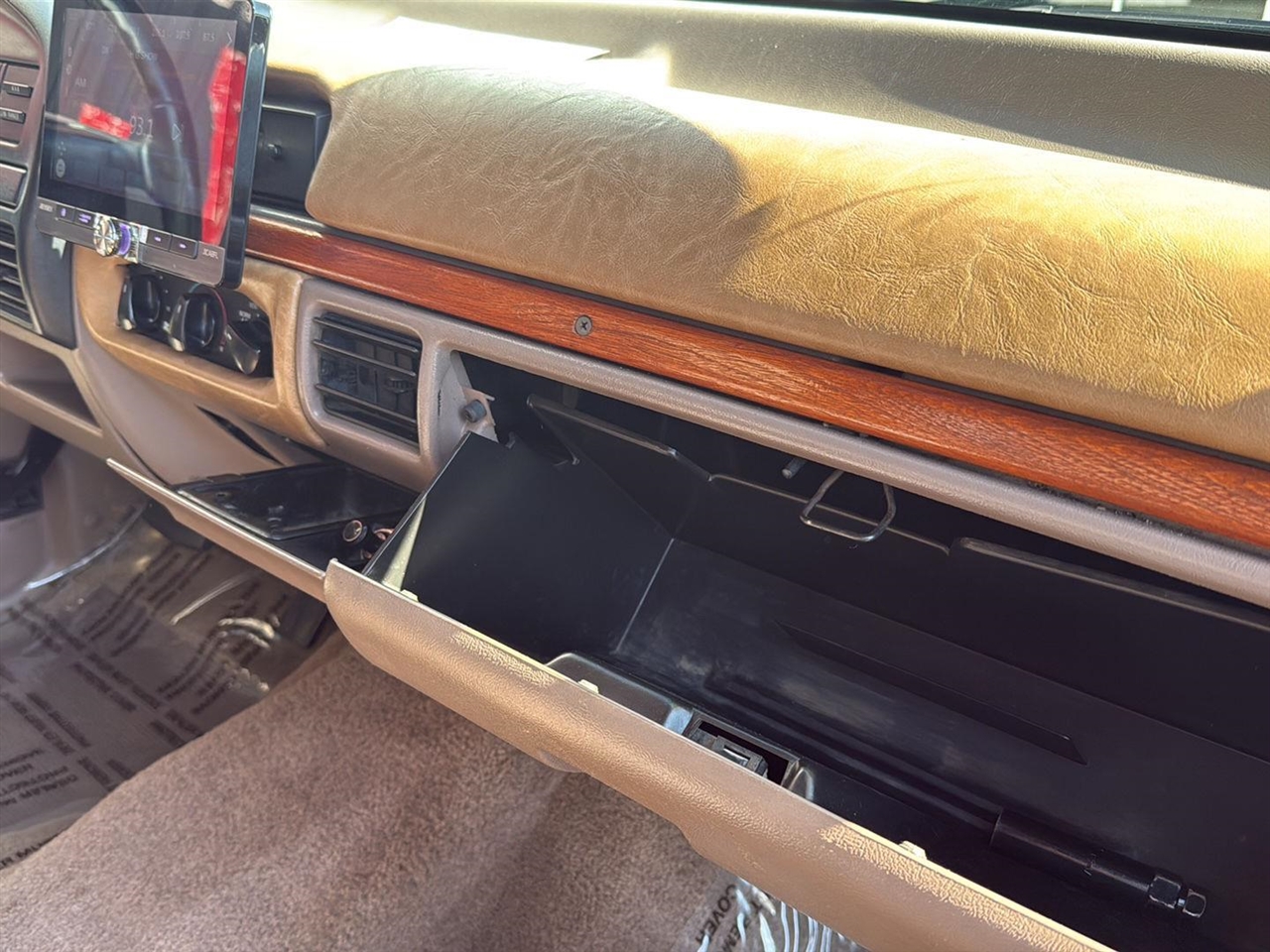 Ford Bronco 105" WB XL 1996