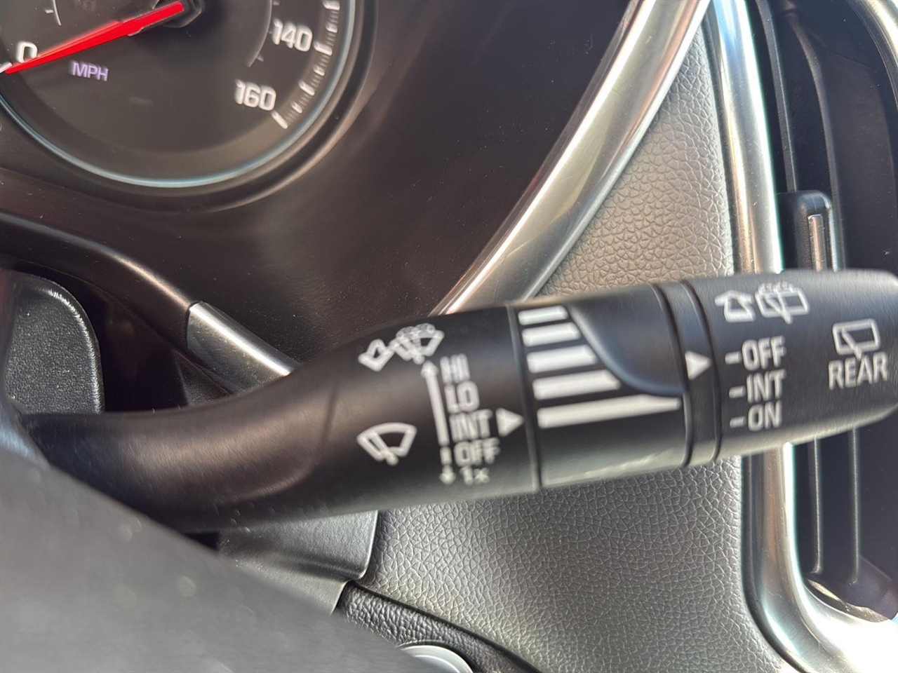 Chevrolet Equinox AWD 4dr LT w/2FL 2020 Chevrolet Equinox AWD 4dr LT w/2FL 2020