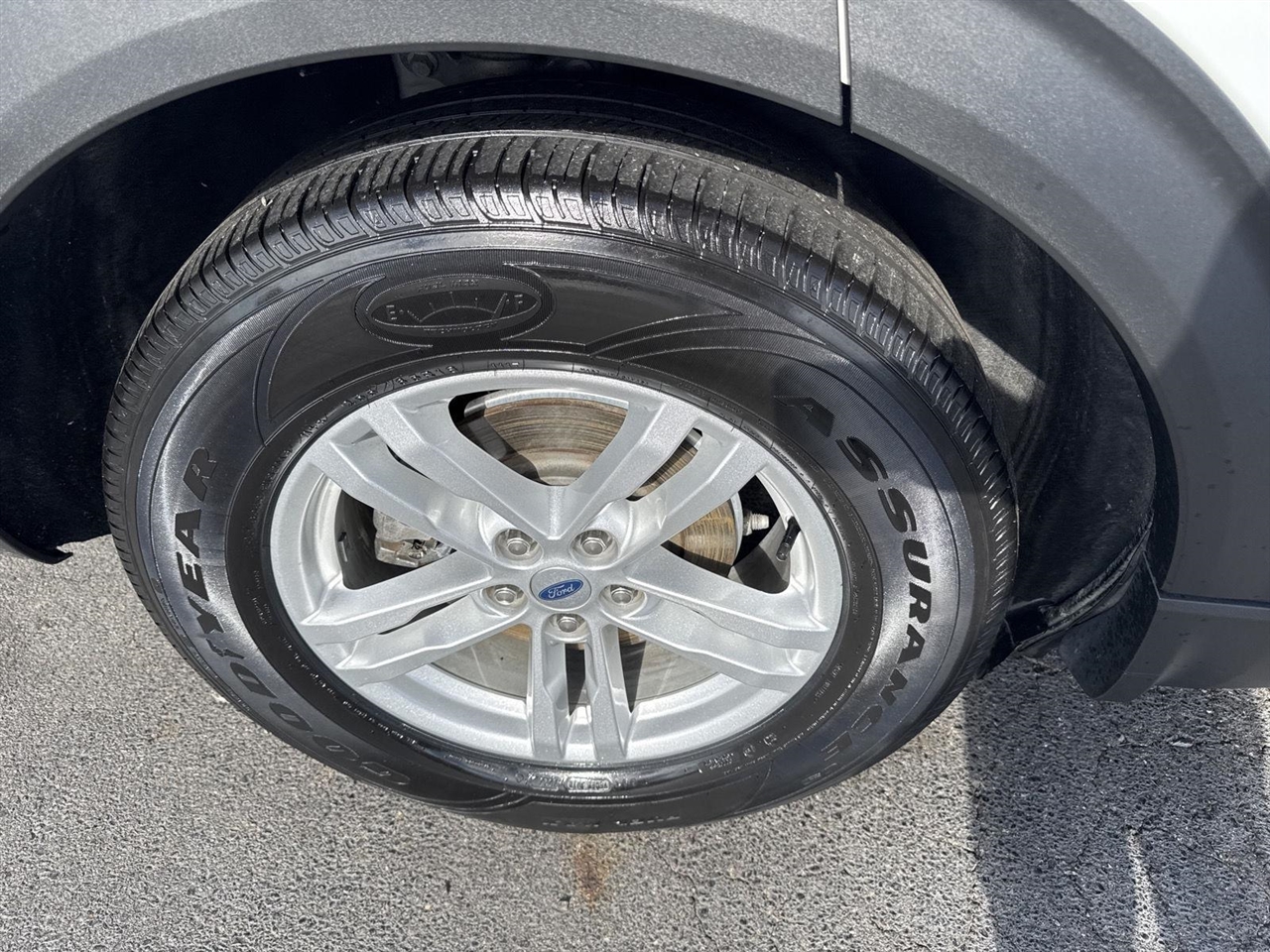 Ford Explorer Base RWD 2022