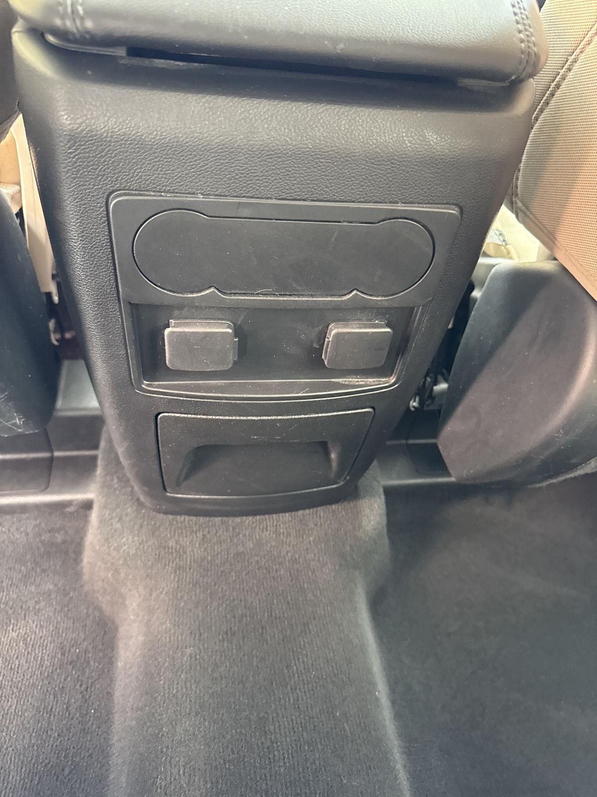 Ford Explorer Base RWD 2022