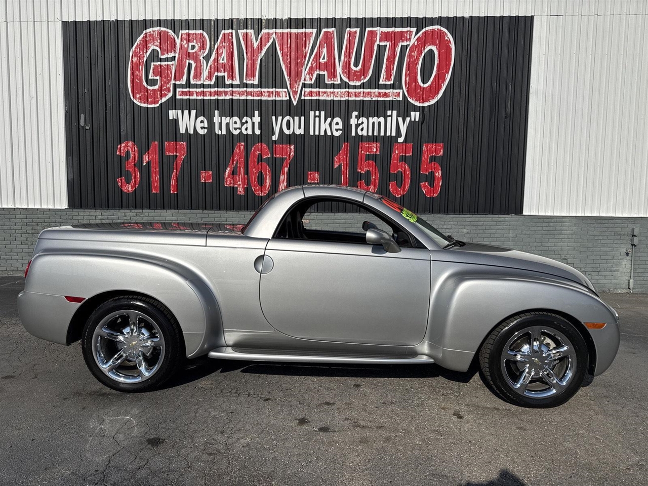 2005 Chevrolet SSR Reg Cab 116.0" WB LS