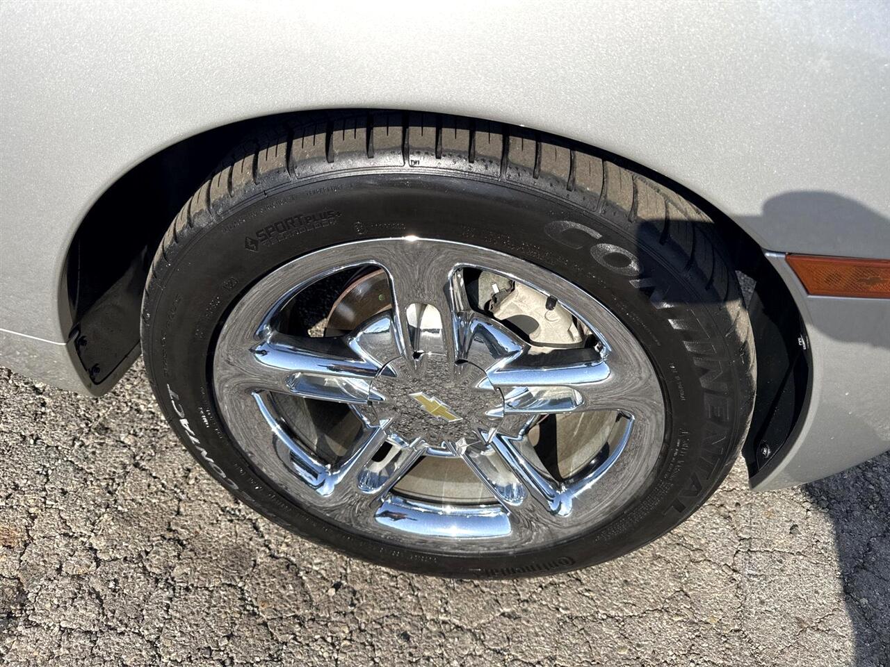 Chevrolet SSR Reg Cab 116.0" WB LS 2005