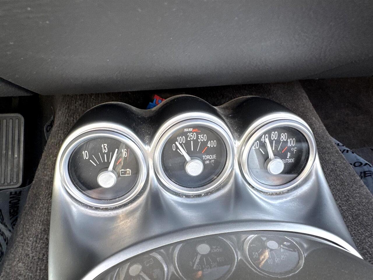 Chevrolet SSR Reg Cab 116.0" WB LS 2005