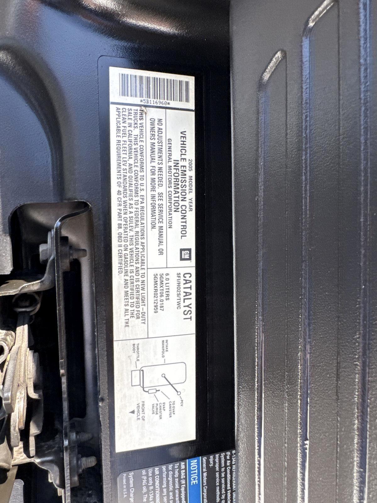 Chevrolet SSR Reg Cab 116.0" WB LS 2005