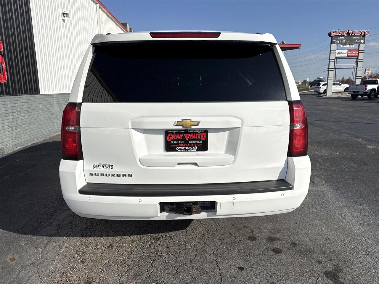 Chevrolet Suburban 4WD 4dr 1500 LT 2018