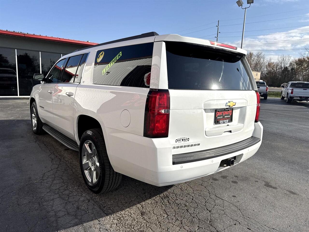 Chevrolet Suburban 4WD 4dr 1500 LT 2018