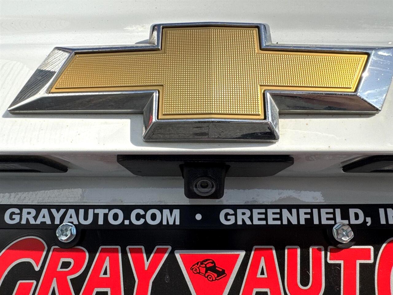 Chevrolet Suburban 4WD 4dr 1500 LT 2018