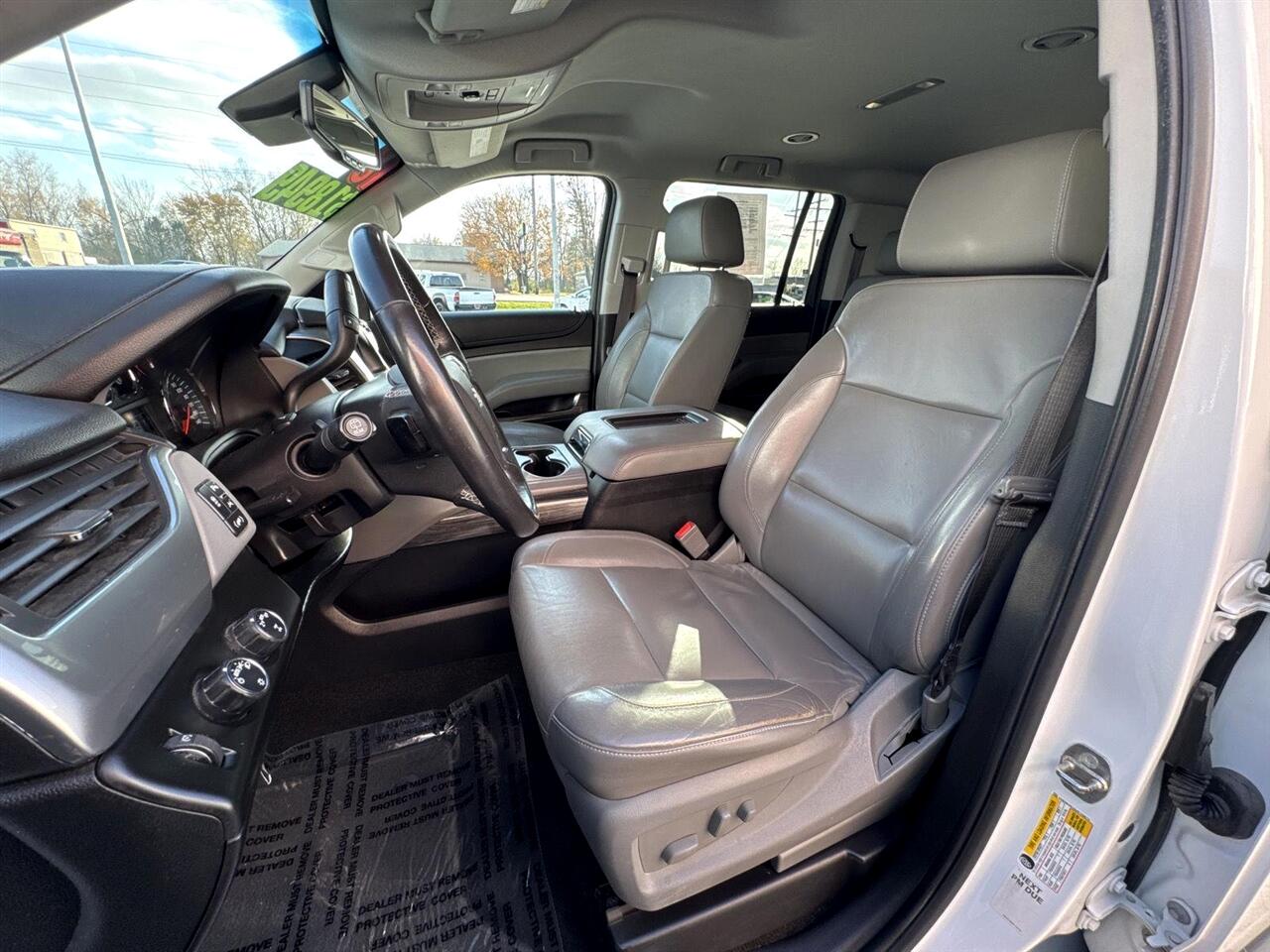 Chevrolet Suburban 4WD 4dr 1500 LT 2018