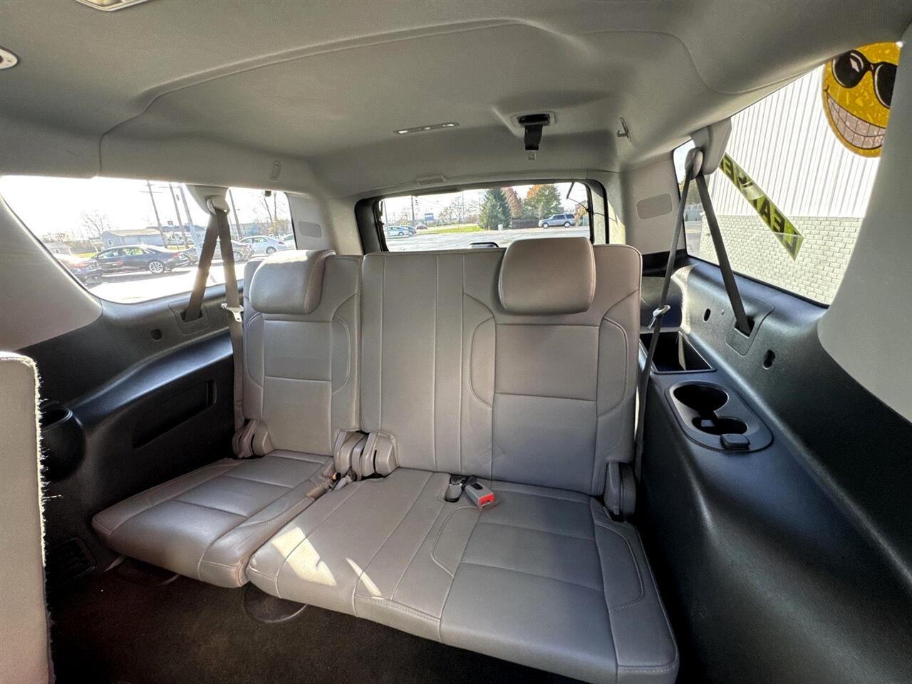 Chevrolet Suburban 4WD 4dr 1500 LT 2018