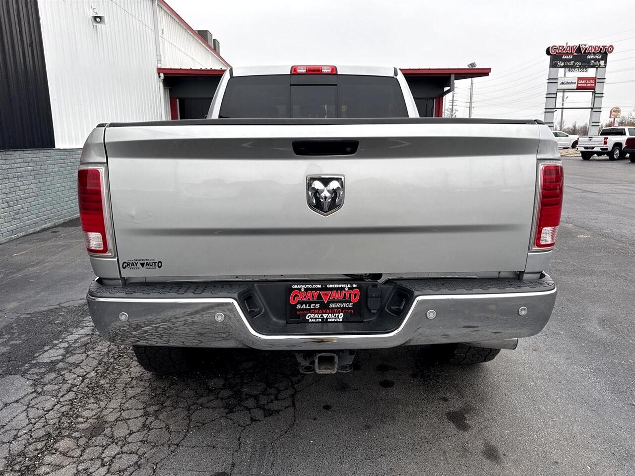 RAM 2500 Laramie 4x4 Crew Cab 6'4" Box 2017