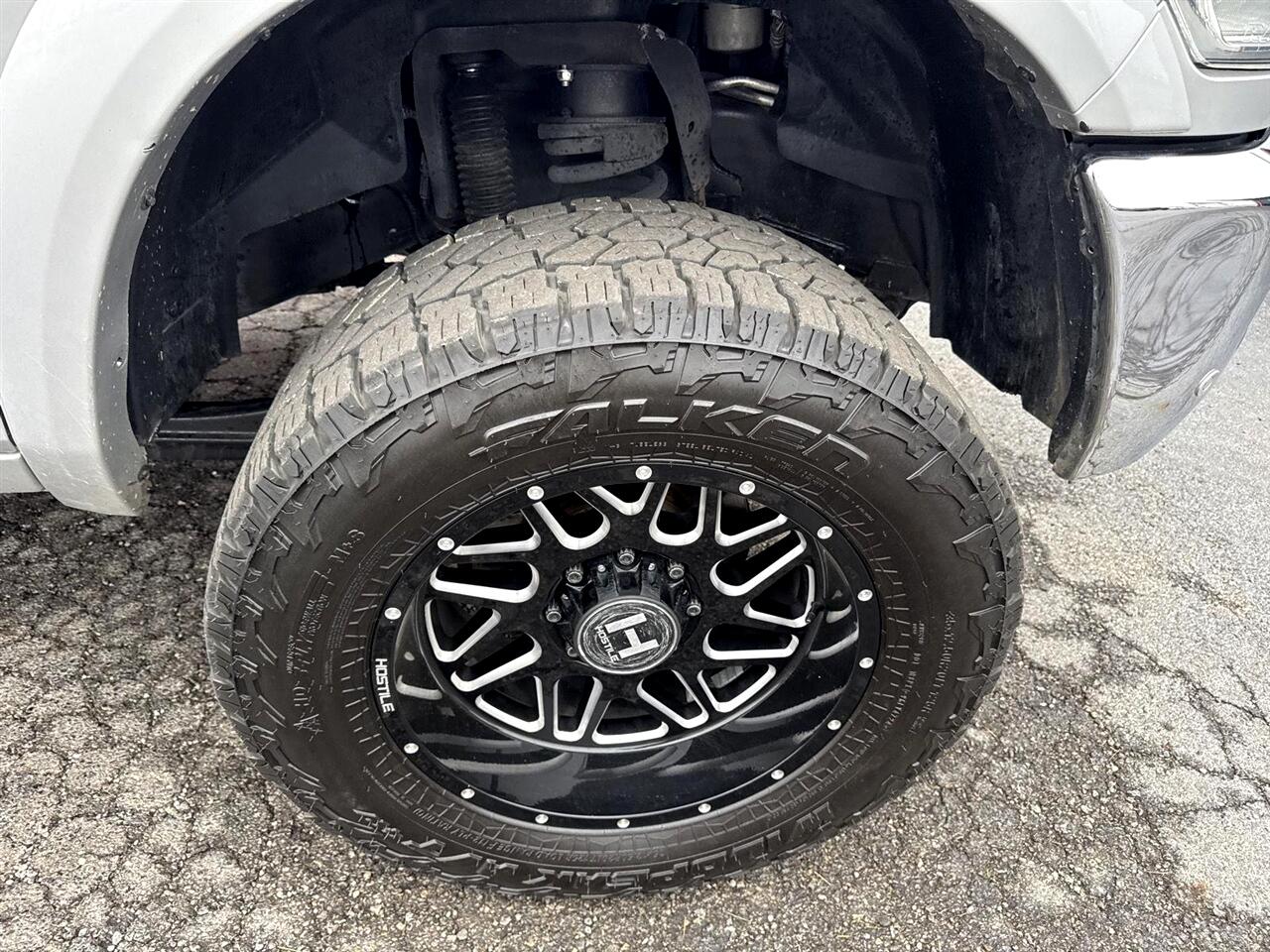 RAM 2500 Laramie 4x4 Crew Cab 6'4" Box 2017