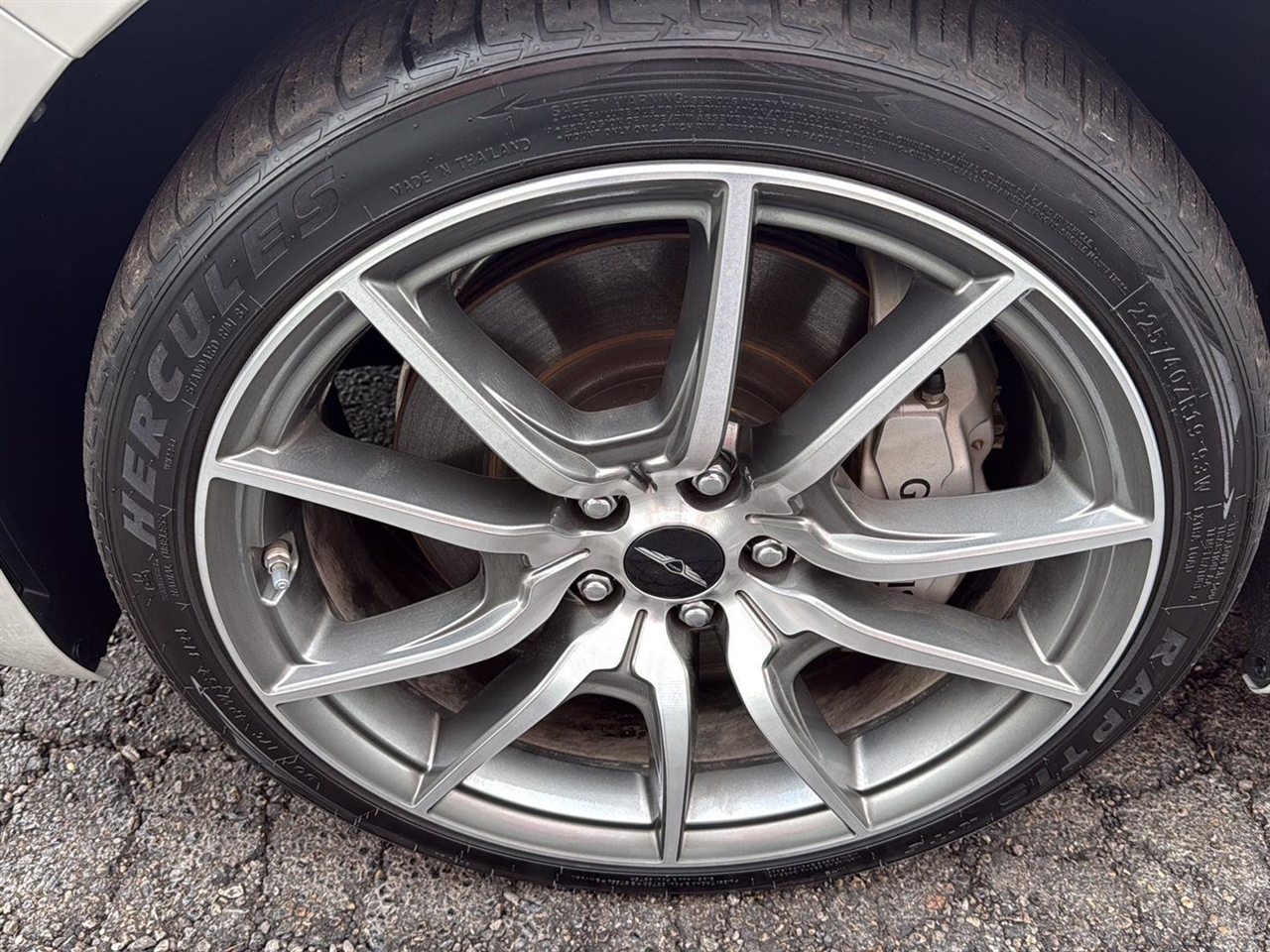 Genesis G70 2.5T AWD 2025