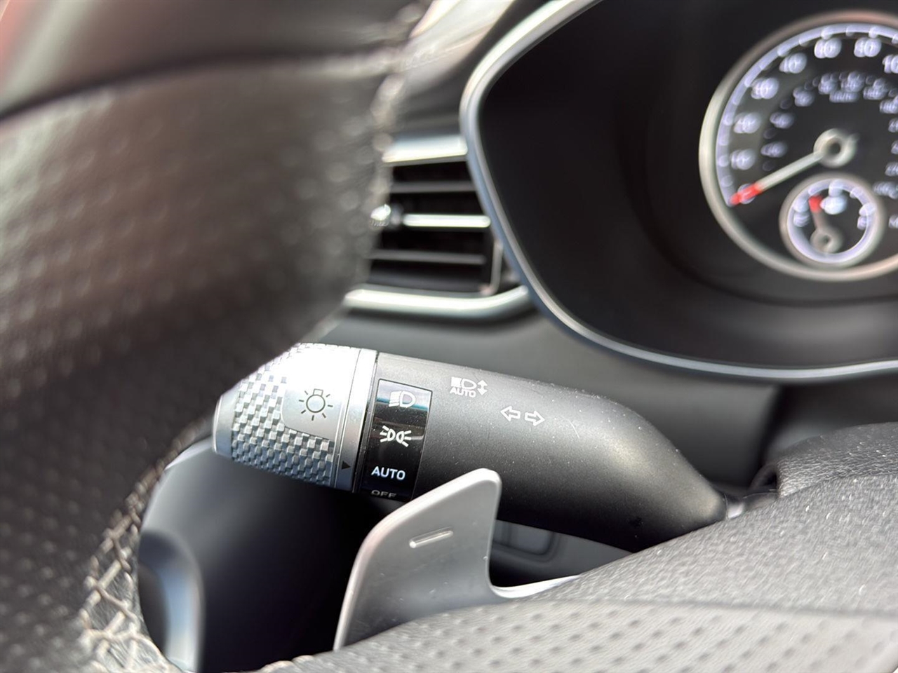 Genesis G70 2.5T AWD 2025