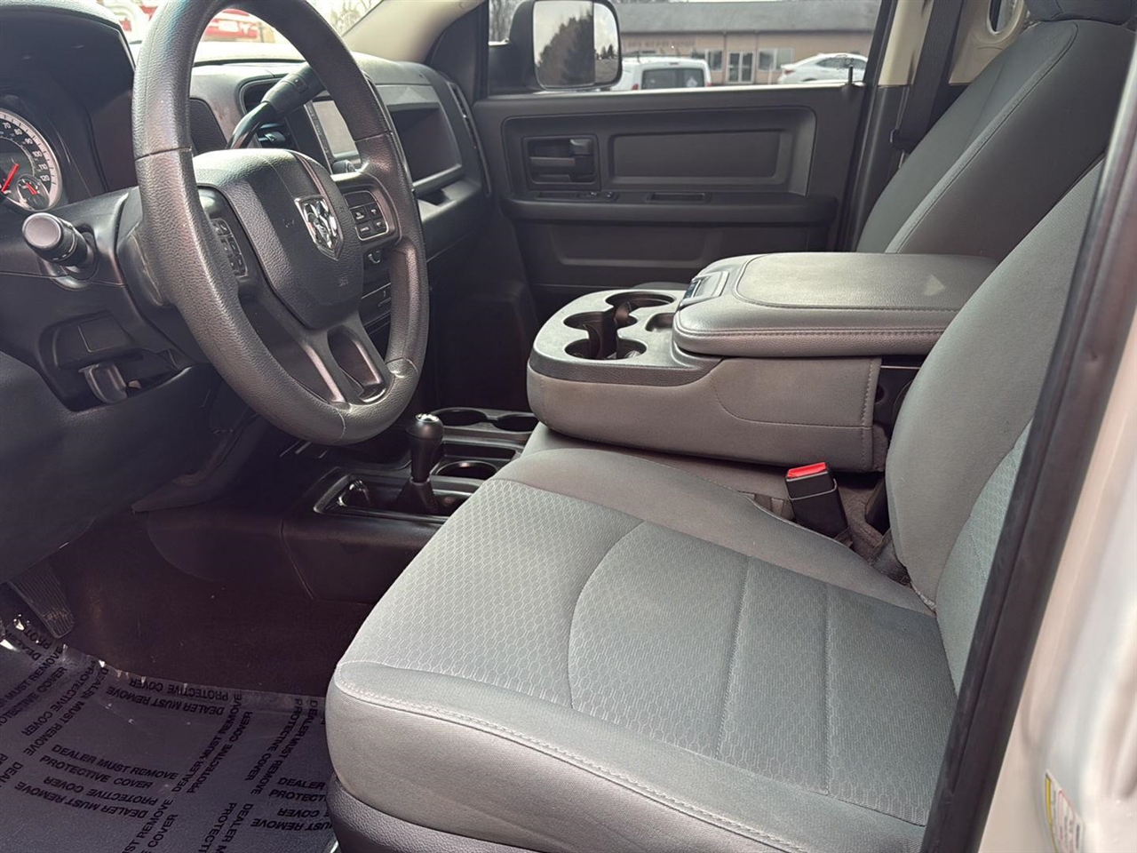 RAM 2500 Tradesman 4x4 Crew Cab 6'4" Box 2018