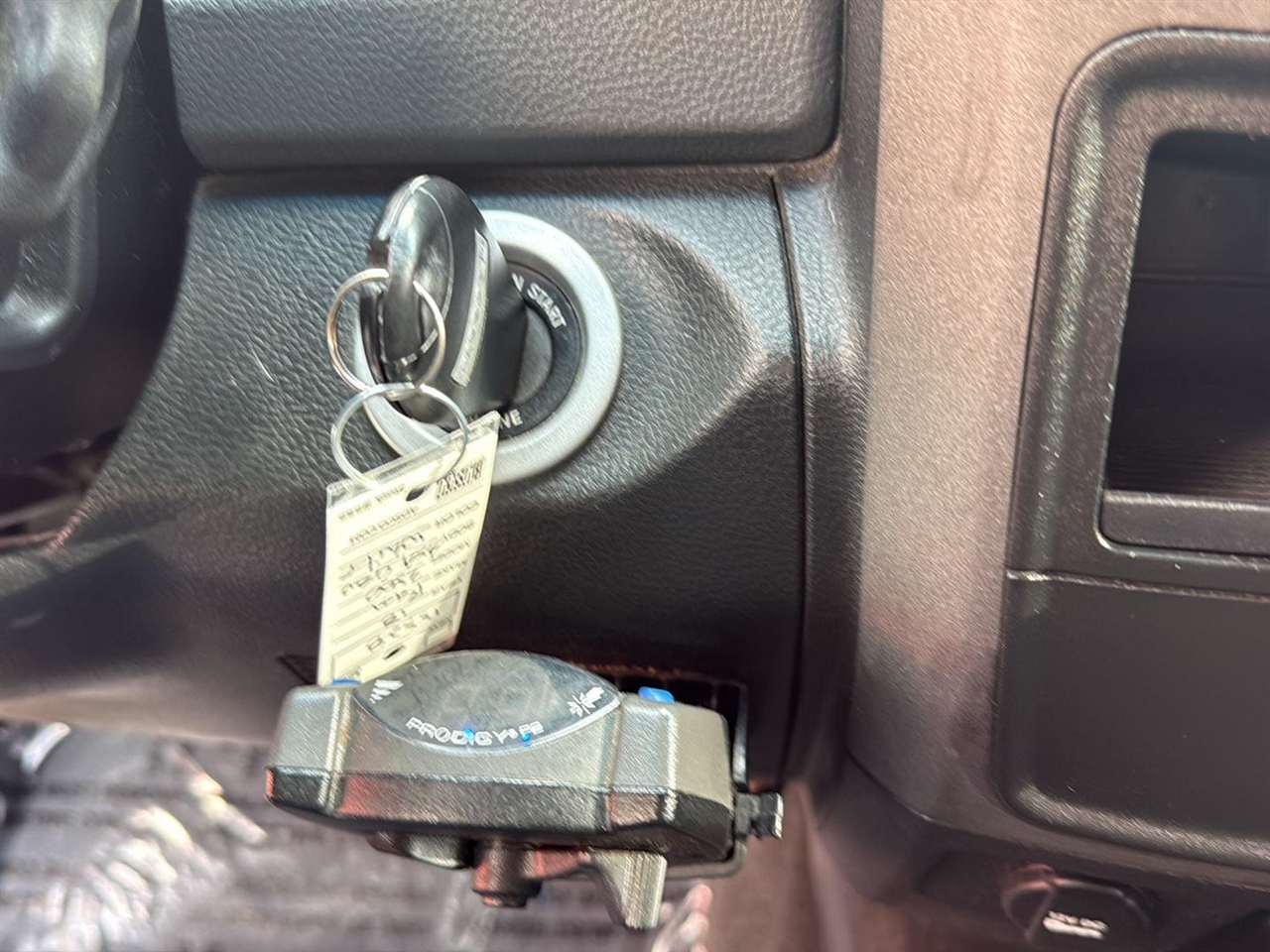 RAM 2500 Tradesman 4x4 Crew Cab 6'4" Box 2018