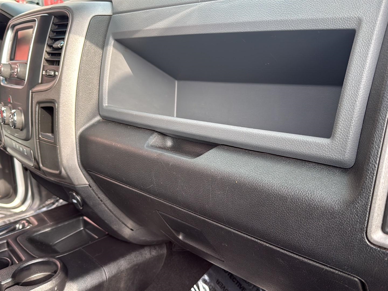 RAM 2500 Tradesman 4x4 Crew Cab 6'4" Box 2018