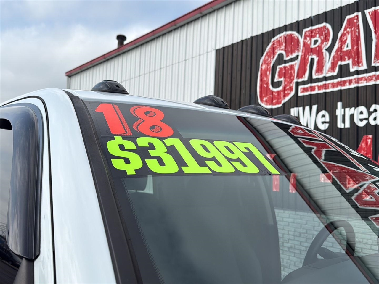 RAM 2500 Tradesman 4x4 Crew Cab 6'4" Box 2018