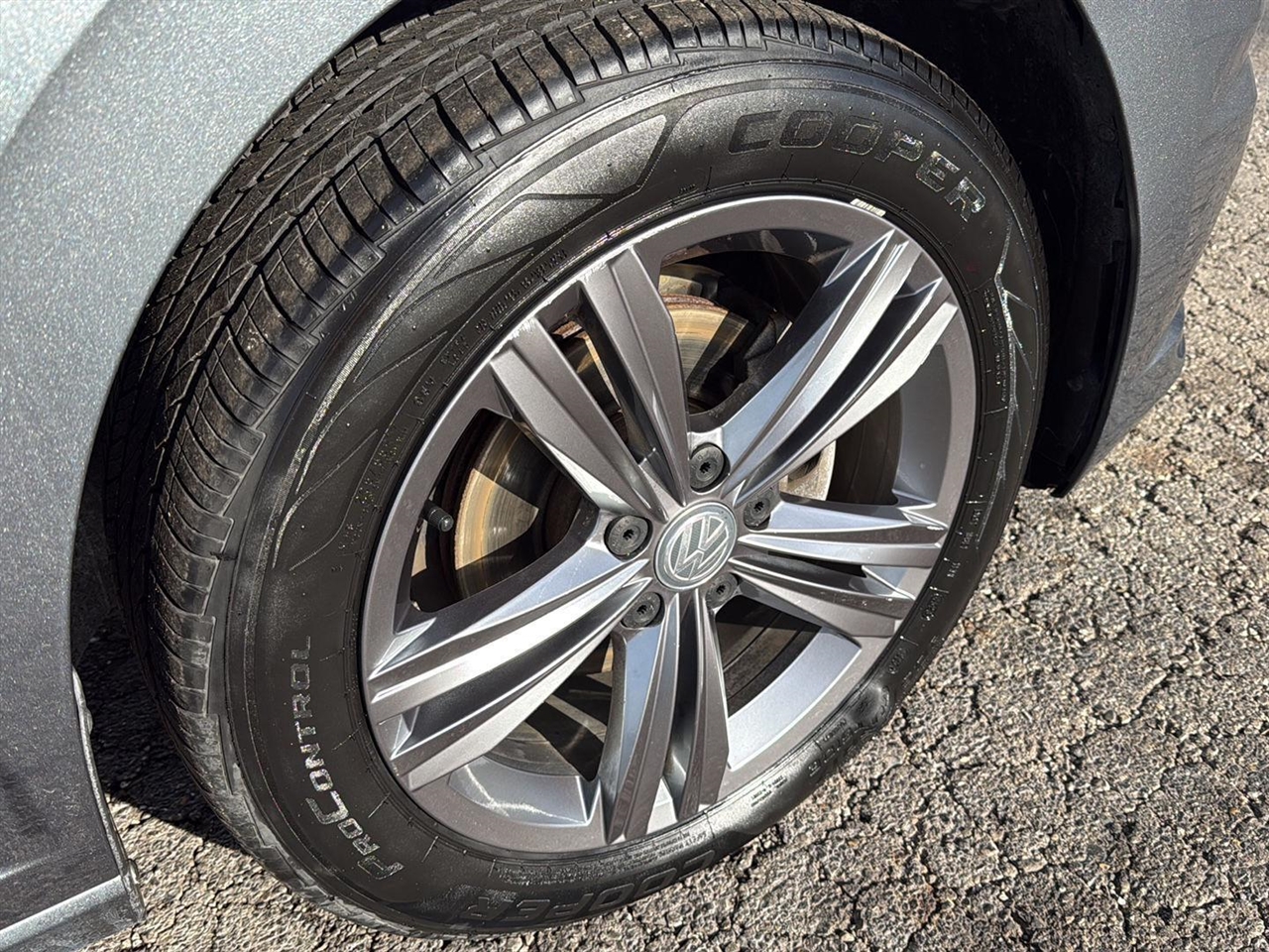 Volkswagen Jetta R-Line Auto w/SULEV 2019