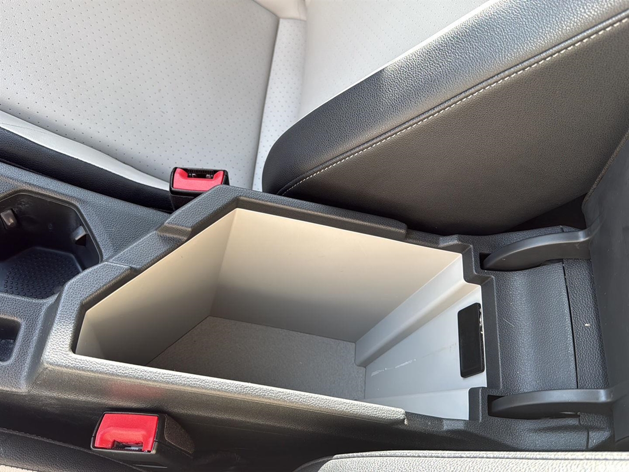 Volkswagen Jetta R-Line Auto w/SULEV 2019