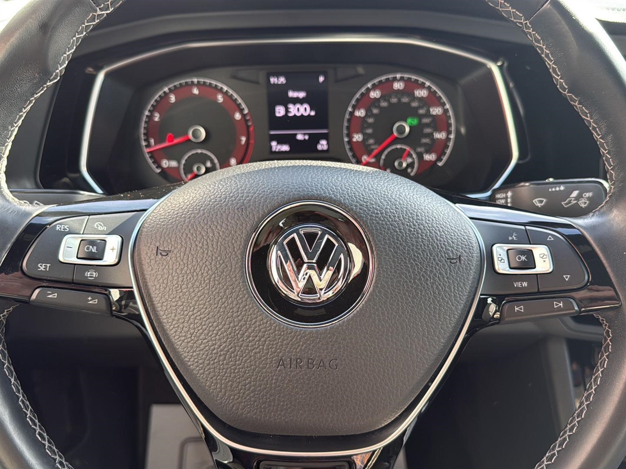 Volkswagen Jetta R-Line Auto w/SULEV 2019