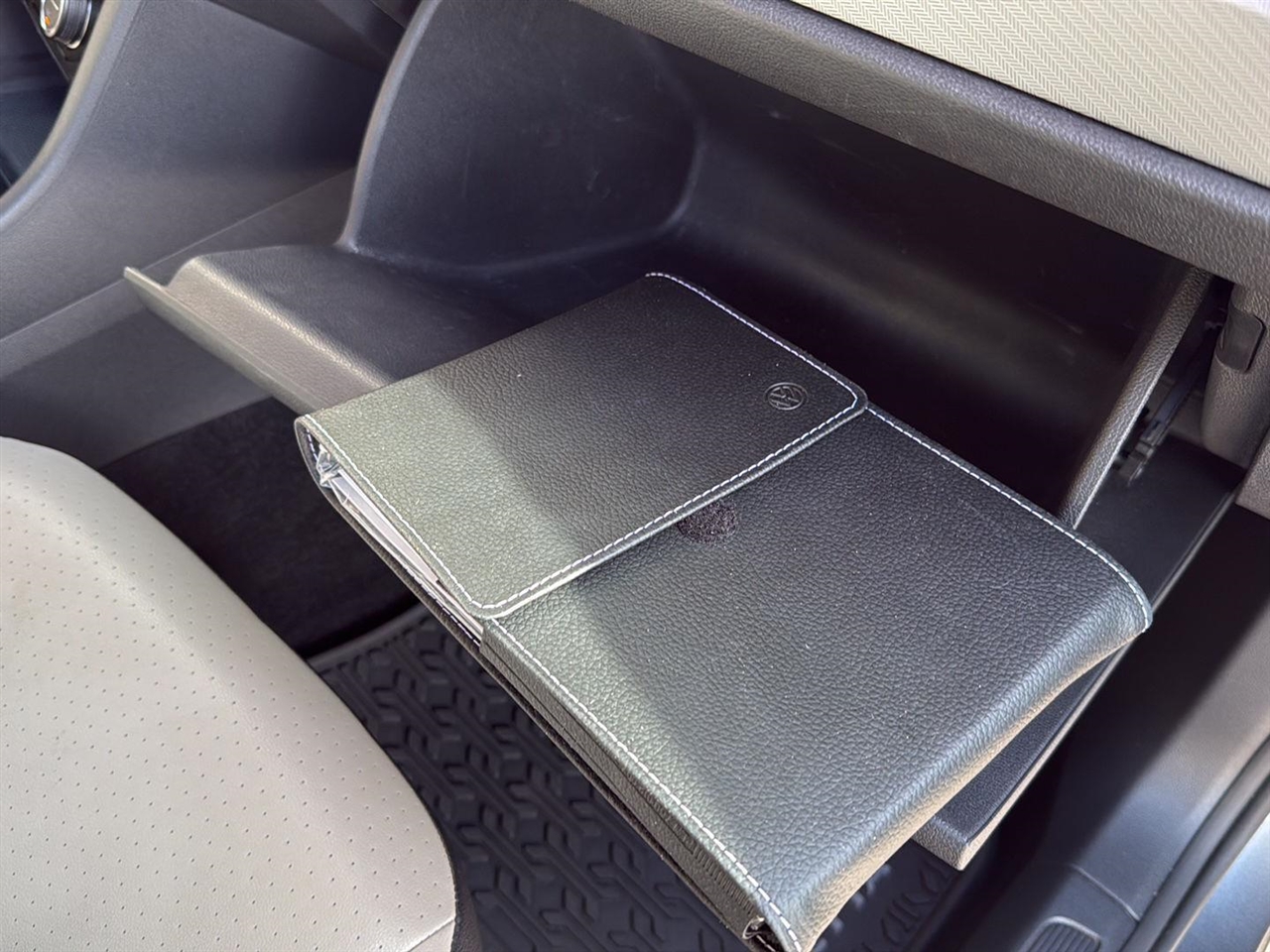 Volkswagen Jetta R-Line Auto w/SULEV 2019