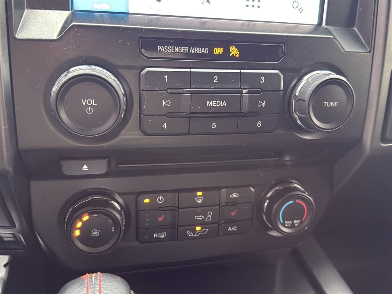 Ford F-150 4WD SuperCrew 145" King Ranch 2016