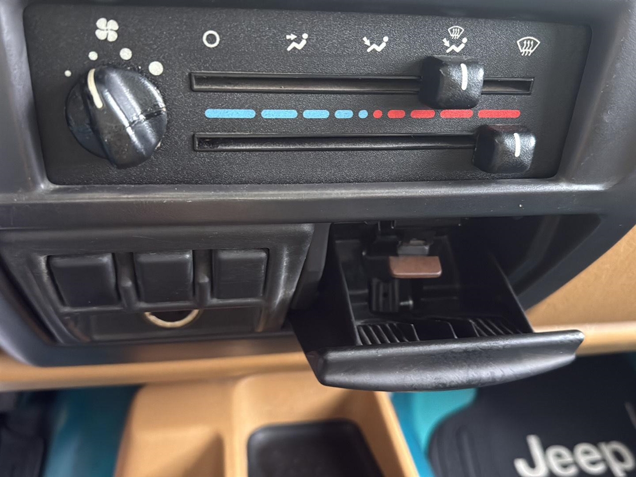 Jeep Wrangler 2dr SE 1997