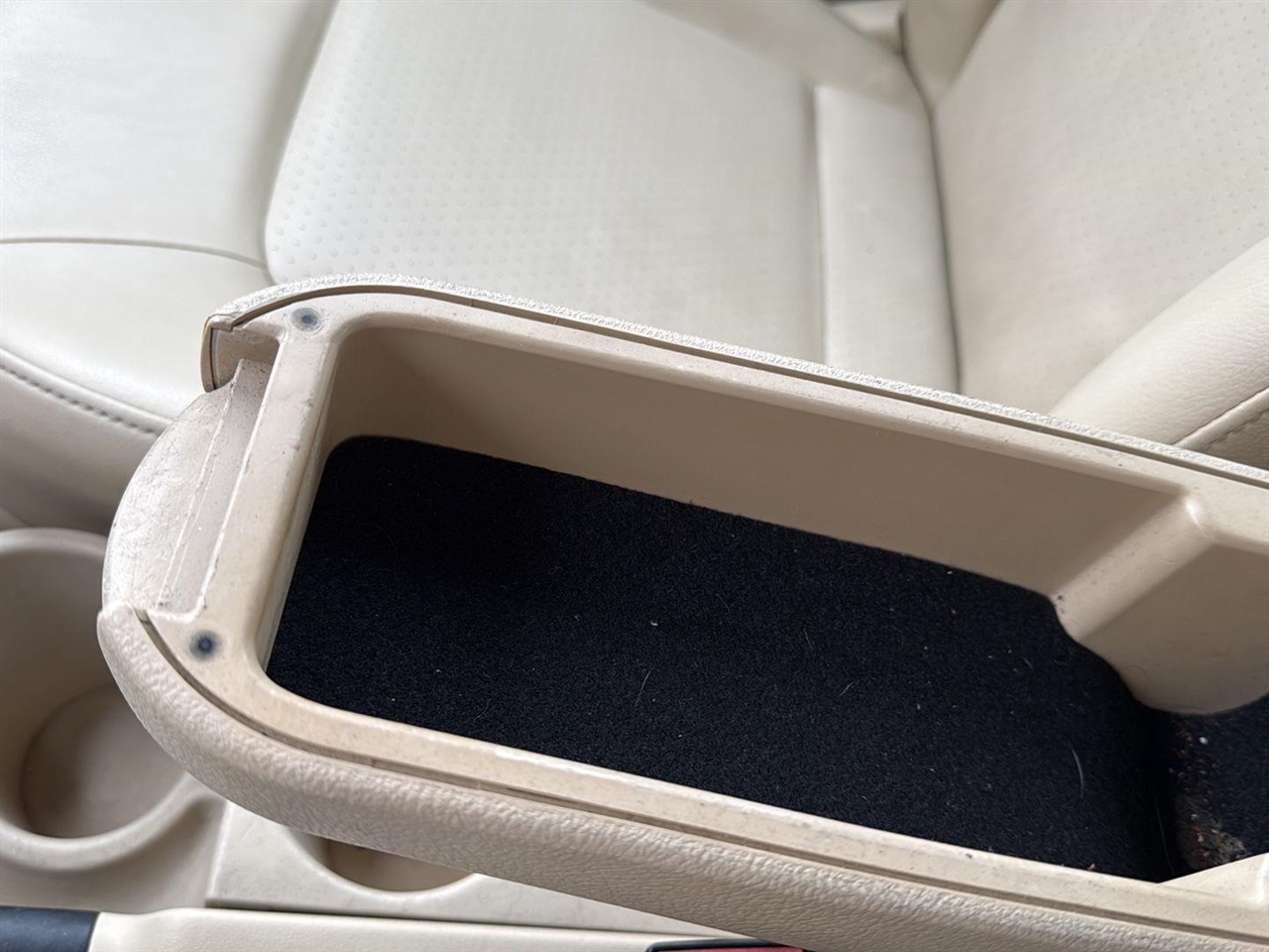 Volkswagen New Beetle Convertible 2dr Auto SE PZEV 2008