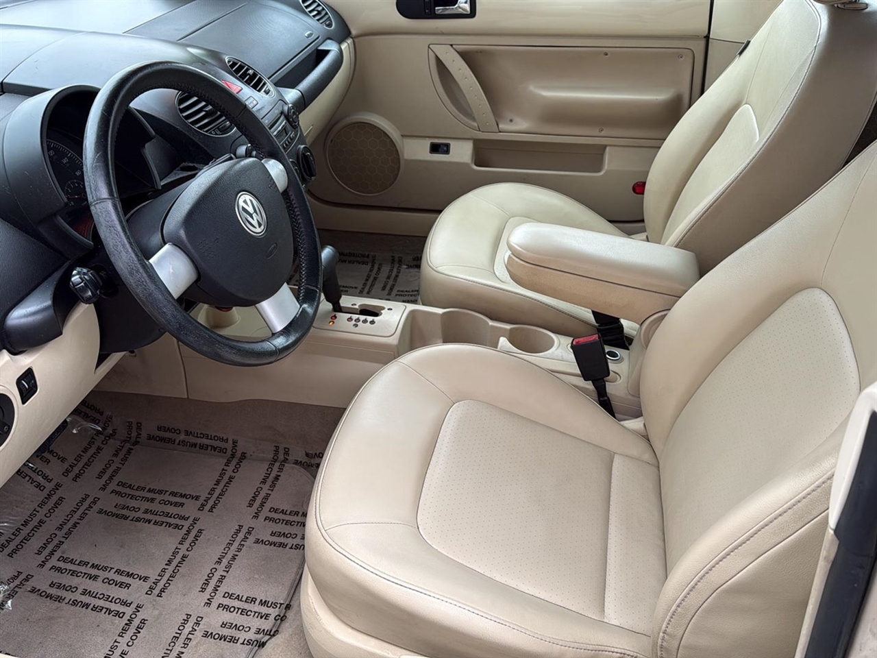 Volkswagen New Beetle Convertible 2dr Auto SE PZEV 2008