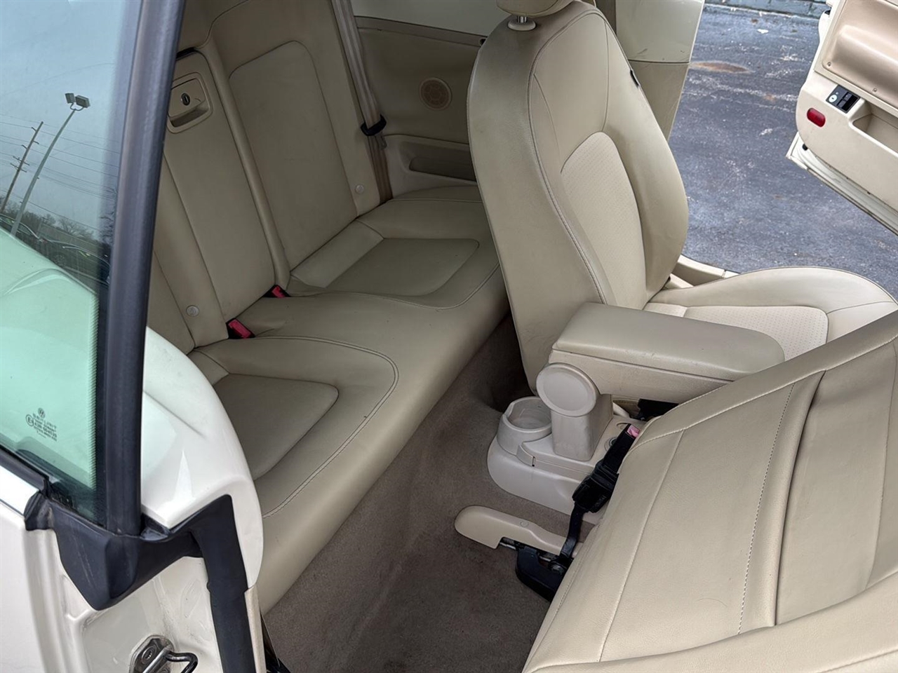 Volkswagen New Beetle Convertible 2dr Auto SE PZEV 2008