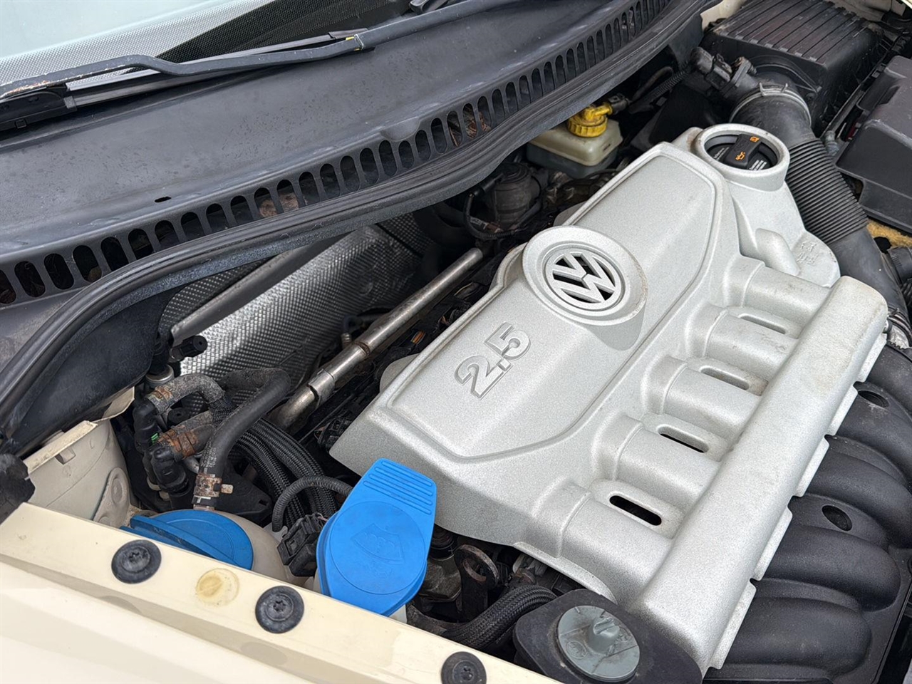 Volkswagen New Beetle Convertible 2dr Auto SE PZEV 2008