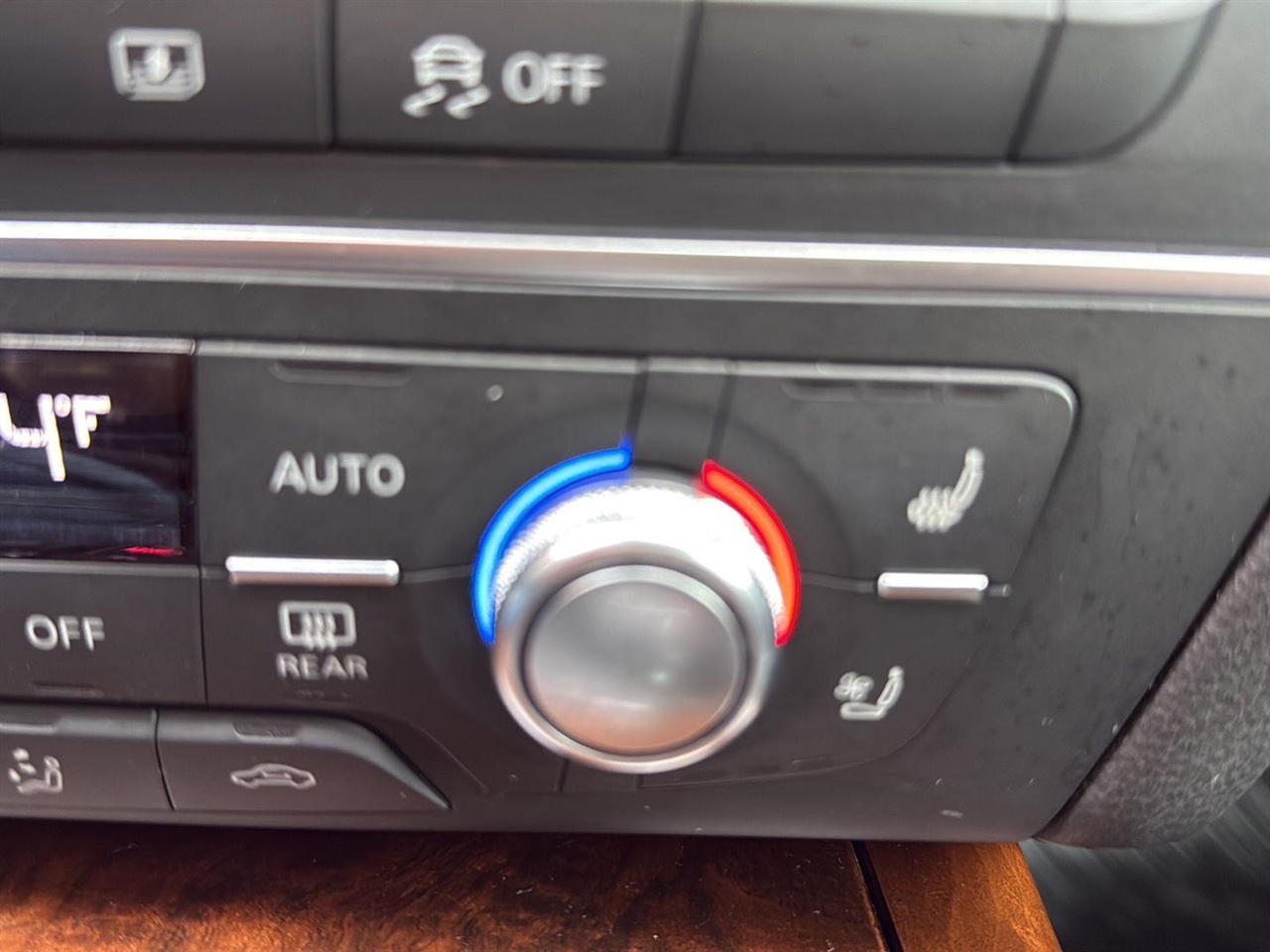 Audi A6 4dr Sdn quattro 3.0T Prestige 2015